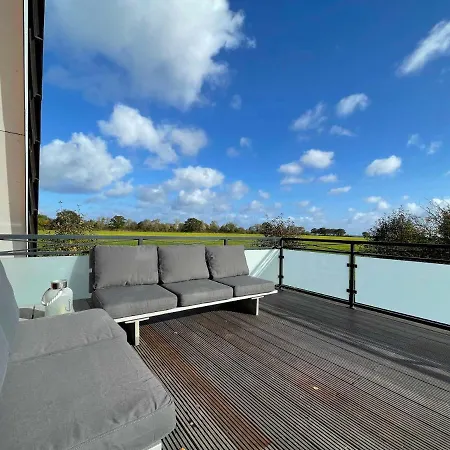 Tage Am 3 Sz 3 Baeder, Mit Dachterrasse By Unsere Urlaubszeit Kellenhusen